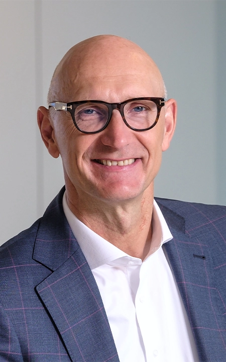 Tim Höttges, CEO Deutsche Telekom AG (portrait)