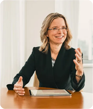 Birgit Bohle, Board of Management member for Human Resources and Legal Affairs, Labor Director (photo)